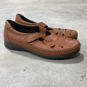 SAS Shoes Womens 9 Medium Brown Diabetic Leather Mary Jane Tripad Comfort Roamer